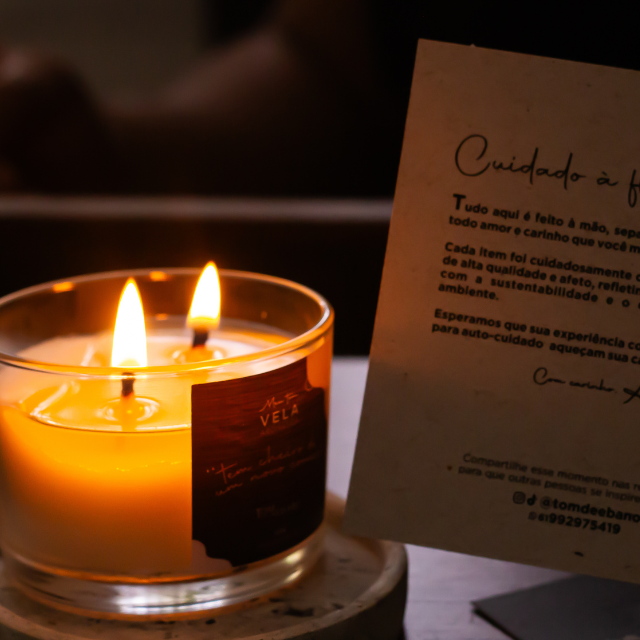 Vela Aromática Madeira do Oriente 100g